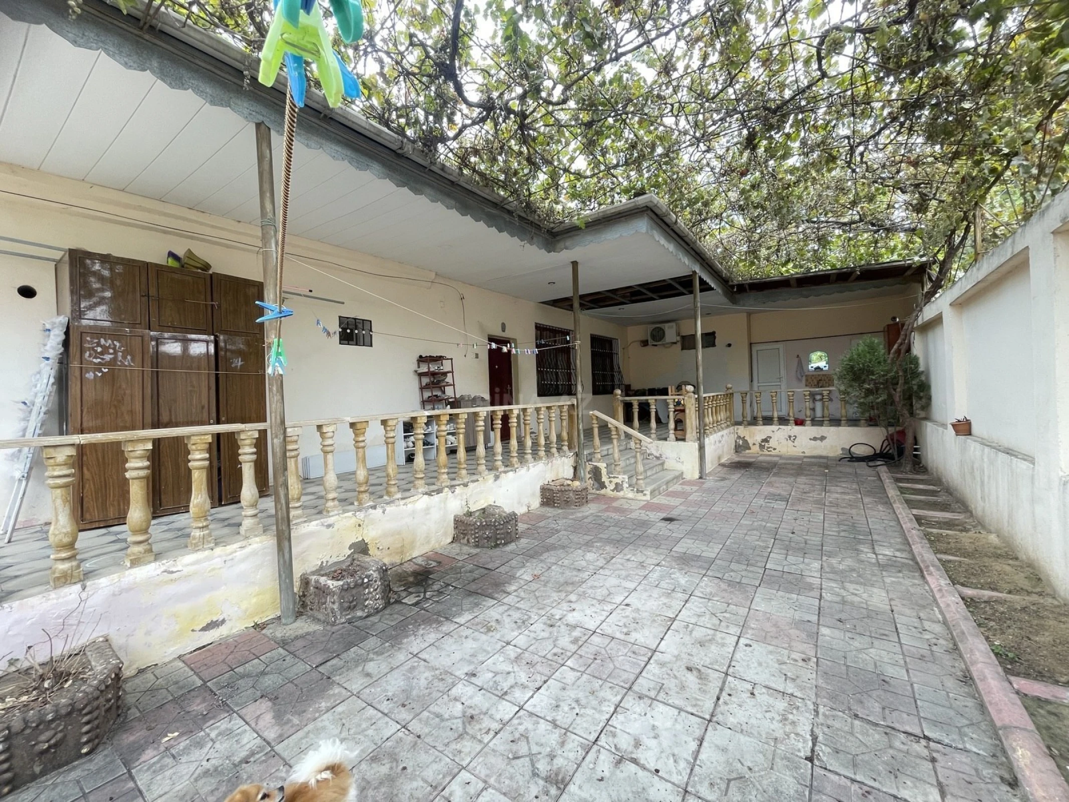 Satılır 5 otaqlı həyət evi 280 m²