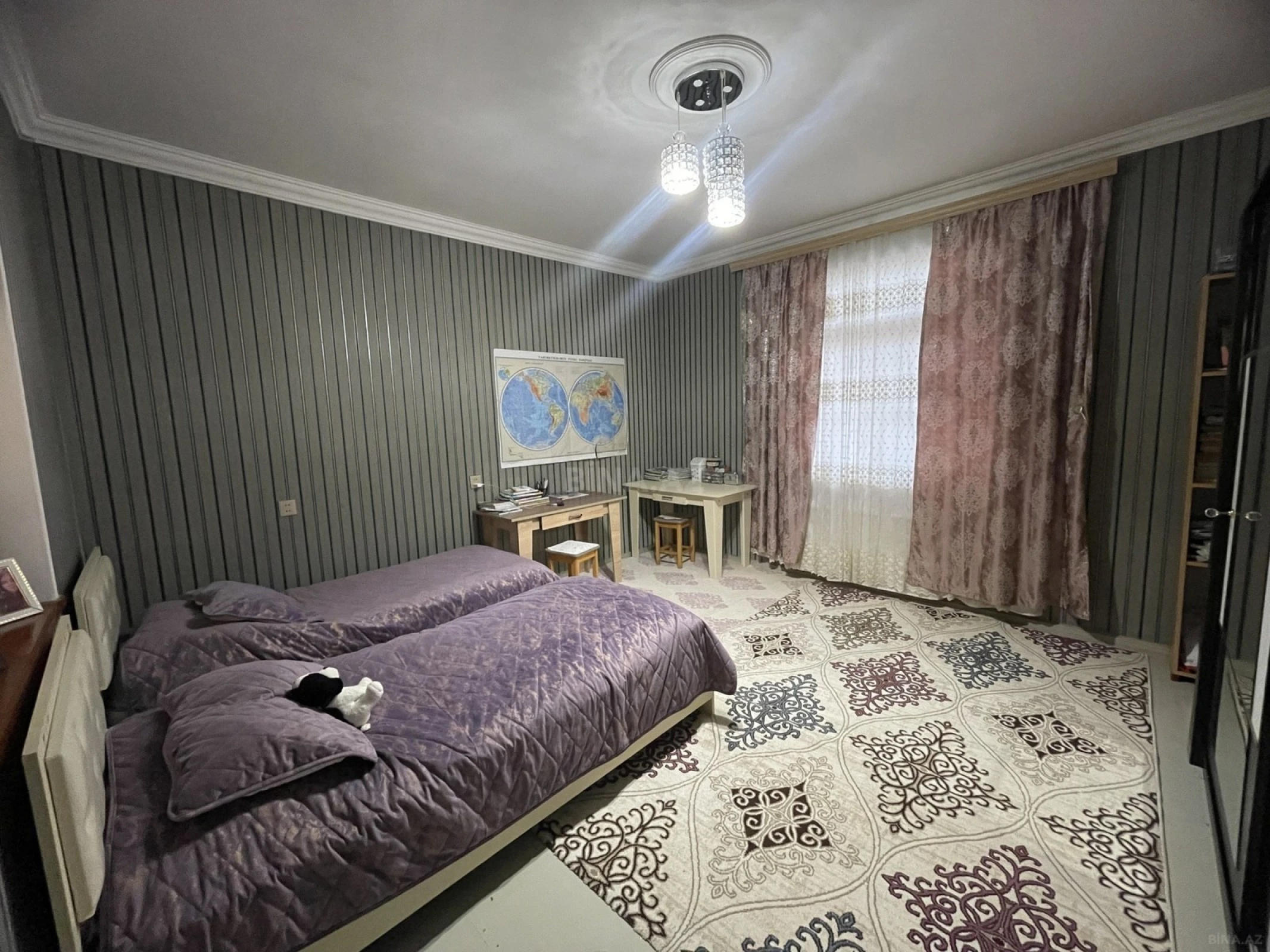 Satılır 5 otaqlı həyət evi 280 m²