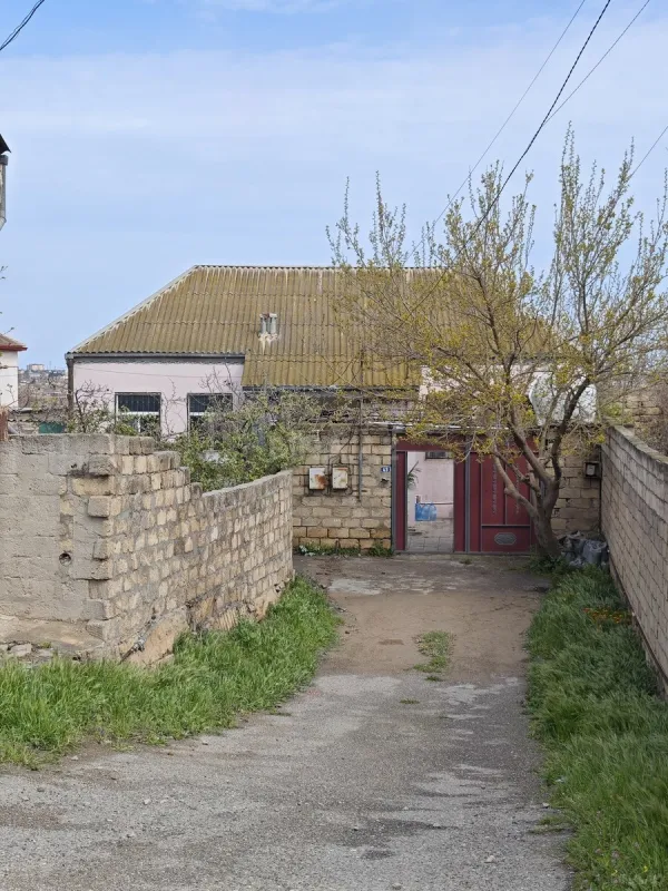 Satılır 3 otaqlı həyət evi 80 m²