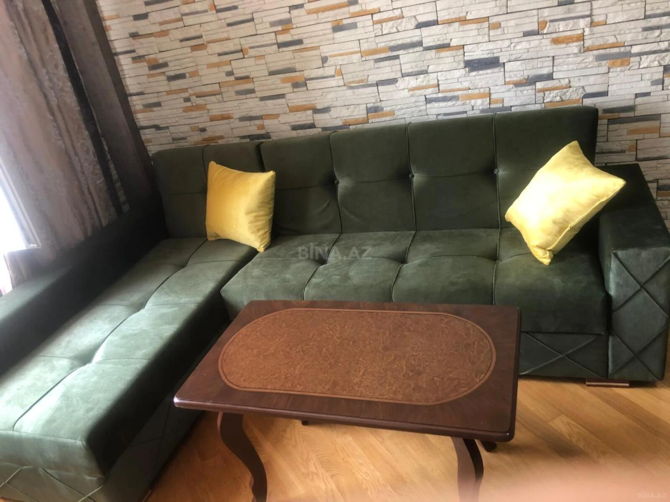 Kirayə verilir 2 otaqlı mənzil 72 m²