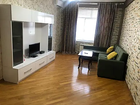 Kirayə verilir 2 otaqlı mənzil 72 m² — Bakı 2 otaq 72.00 m²