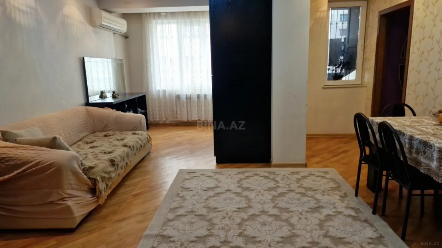 Satılır 3 otaqlı mənzil 90 m²