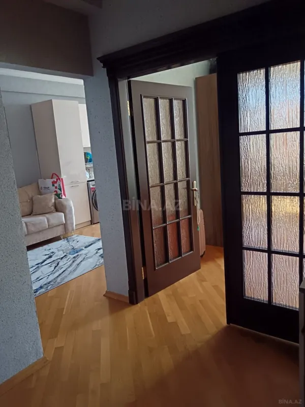 Satılır 2 otaqlı mənzil 68 m²