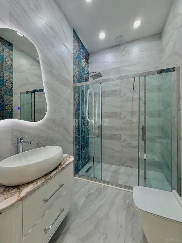 Satılır 5 otaqlı həyət evi 200 m²