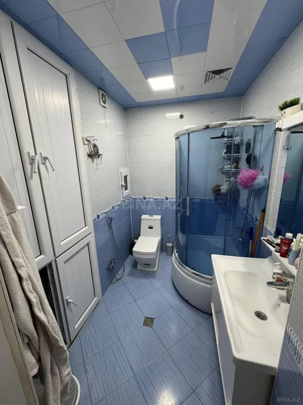 Satılır 2 otaqlı mənzil 82 m²