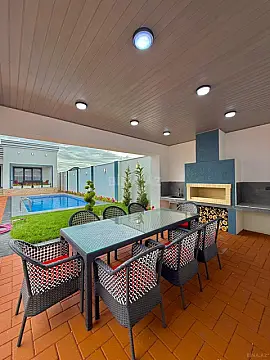 Satılır 4 otaqlı həyət evi 180 m²