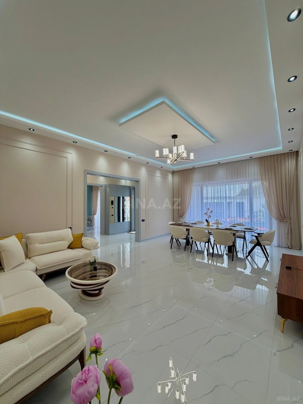 Satılır 4 otaqlı həyət evi 180 m²