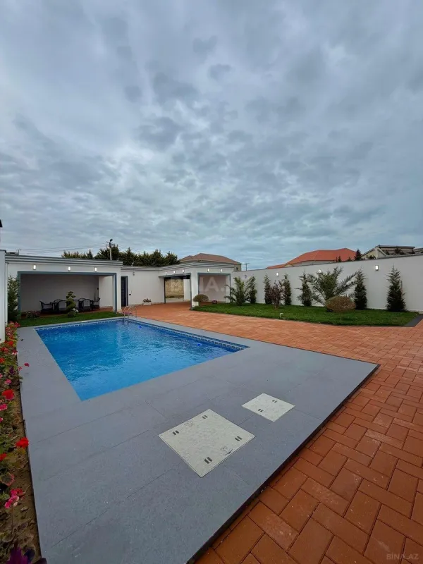 Satılır 4 otaqlı həyət evi 180 m²