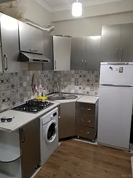 Kirayə verilir 2 otaqlı mənzil 60 m²