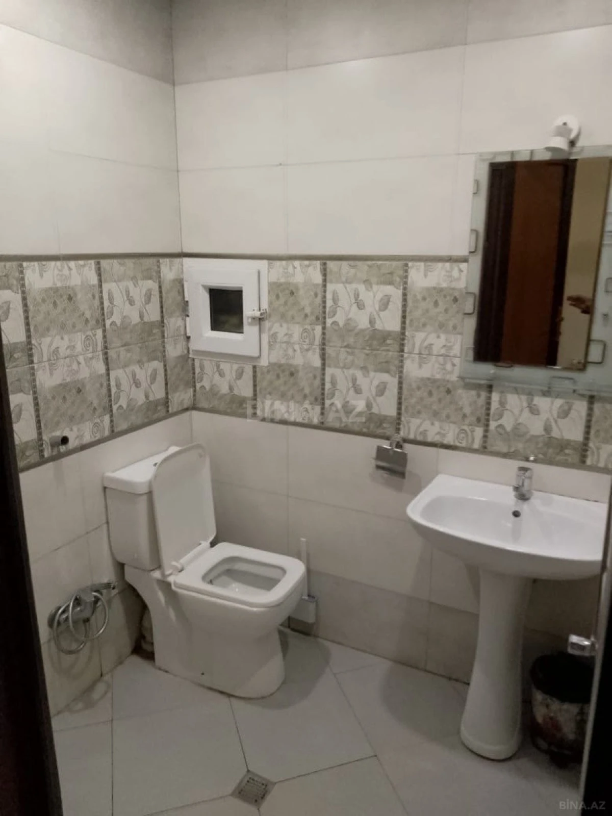 Kirayə verilir 2 otaqlı mənzil 60 m²