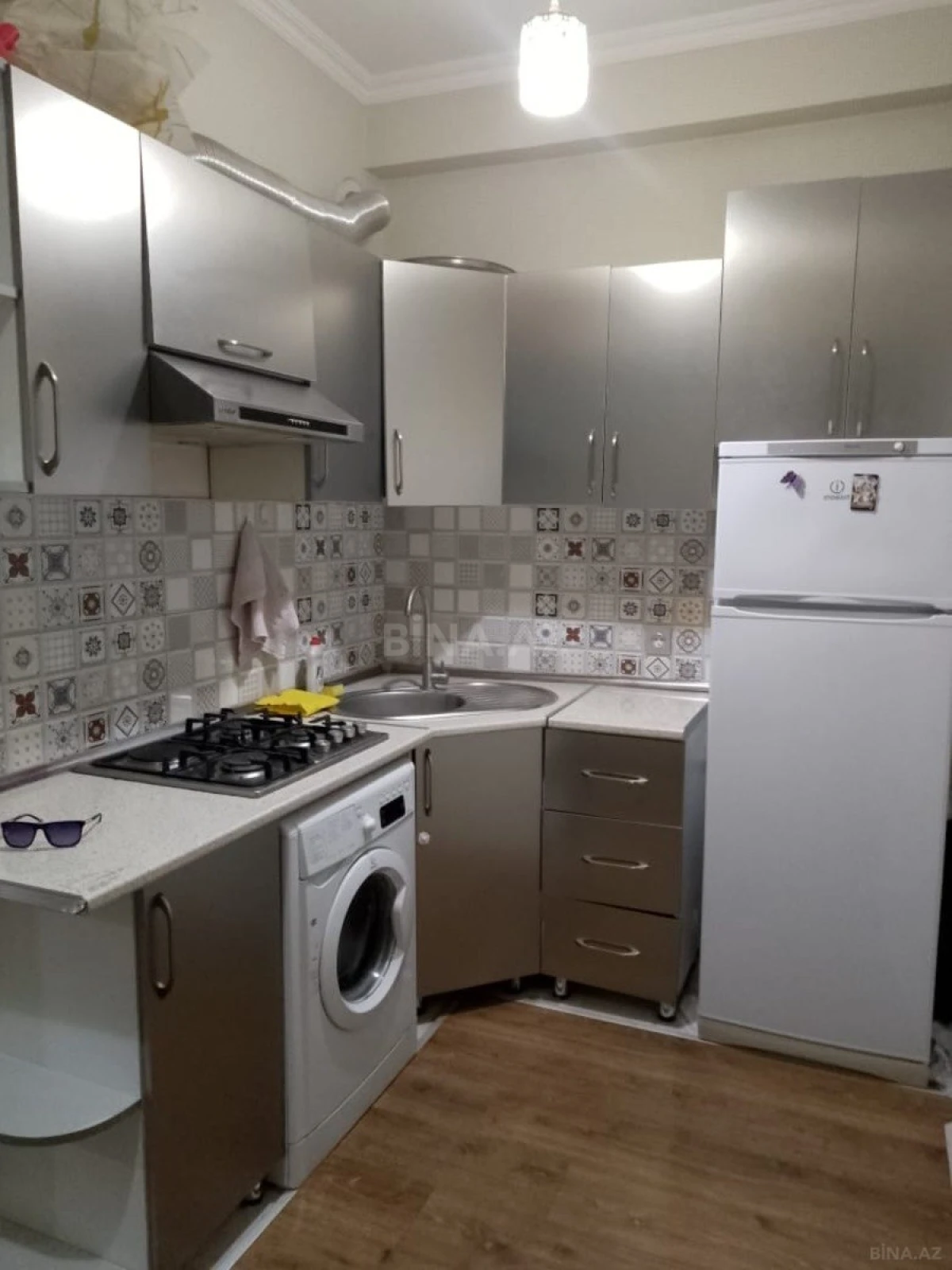 Kirayə verilir 2 otaqlı mənzil 60 m²
