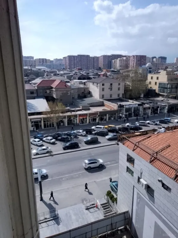 Kirayə verilir 2 otaqlı mənzil 60 m²