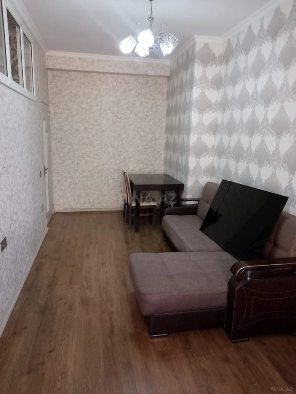 Kirayə verilir 2 otaqlı mənzil 60 m²