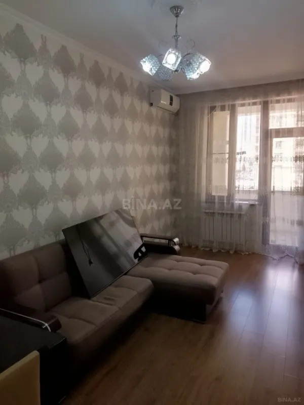 Kirayə verilir 2 otaqlı mənzil 60 m²