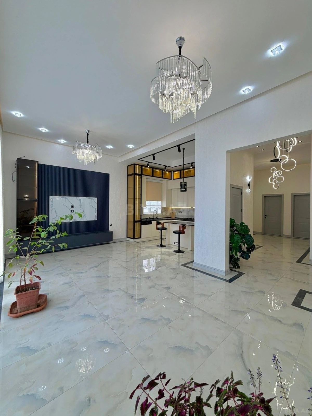 Satılır 4 otaqlı həyət evi 170 m²