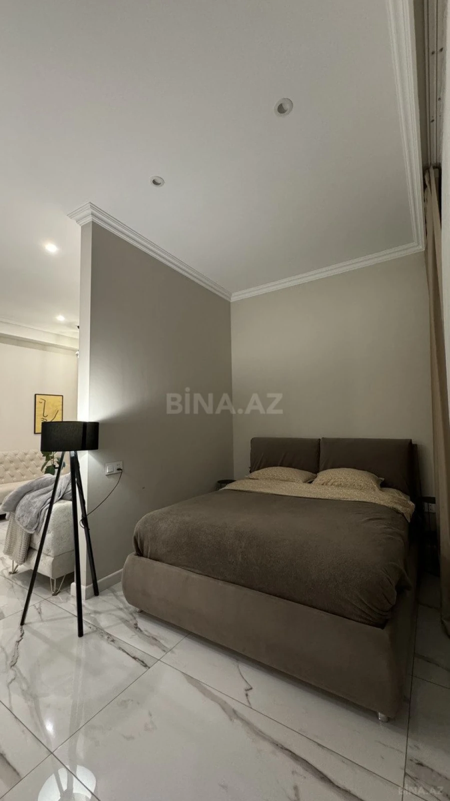 Kirayə verilir 1 otaqlı mənzil 57 m²