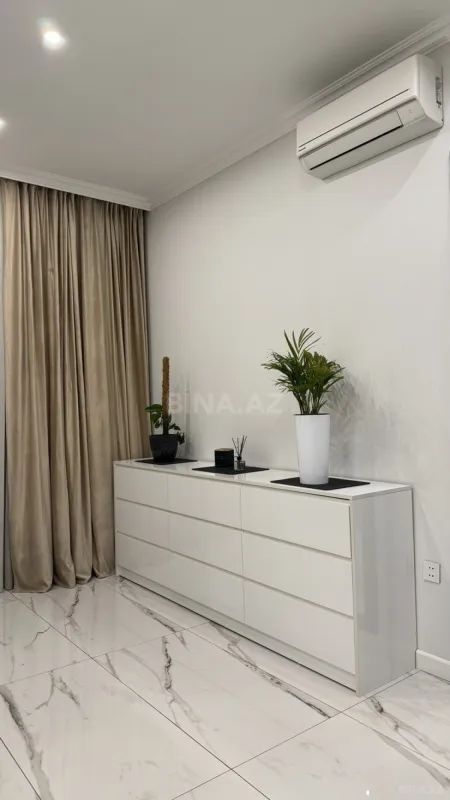 Kirayə verilir 1 otaqlı mənzil 57 m²