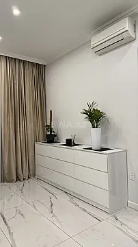 Kirayə verilir 1 otaqlı mənzil 57 m²