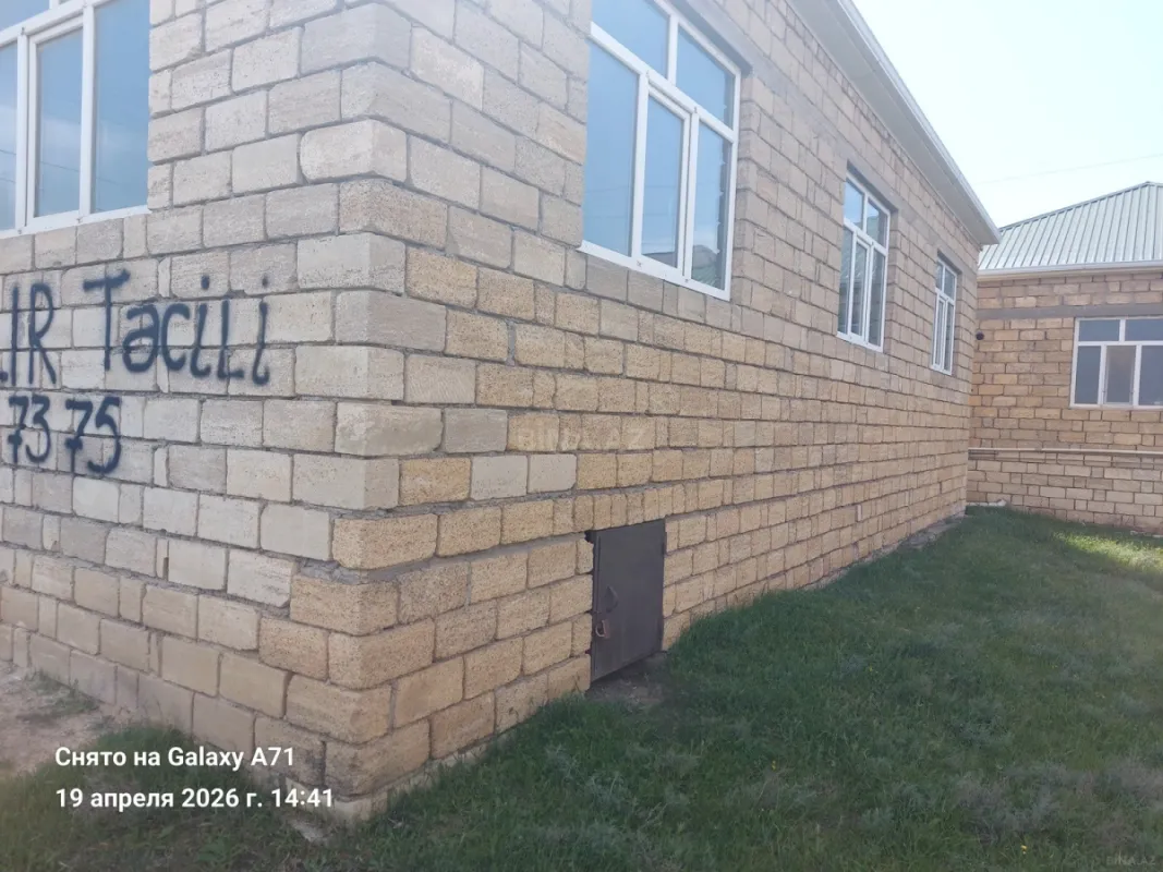 Satılır 6 otaqlı həyət evi 156 m²