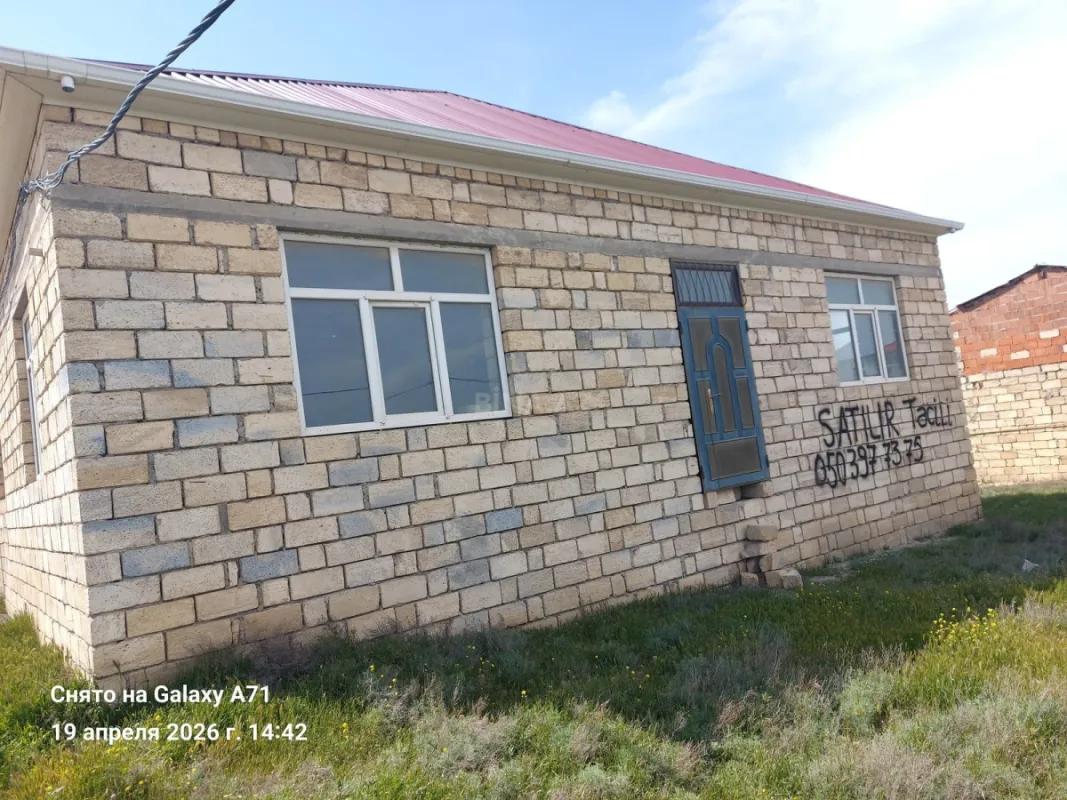 Satılır 6 otaqlı həyət evi 156 m²