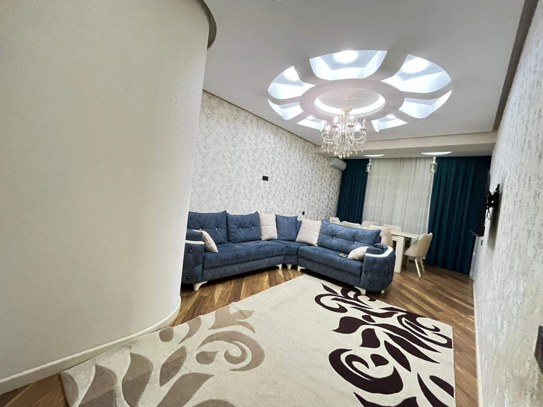 Kirayə verilir 3 otaqlı mənzil 88 m²