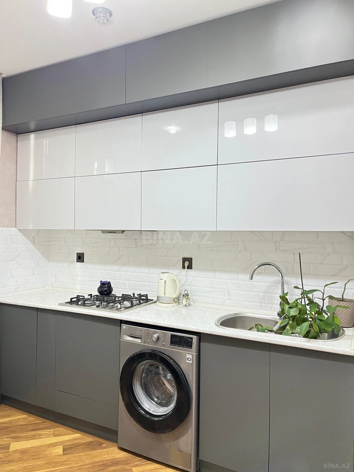 Kirayə verilir 3 otaqlı mənzil 88 m²