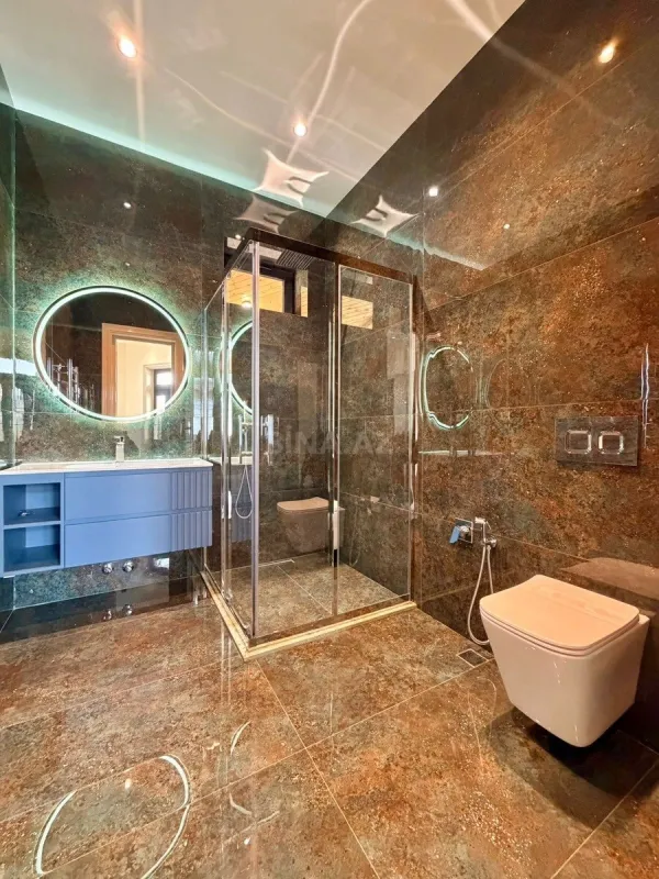 Satılır 6 otaqlı həyət evi 600 m²