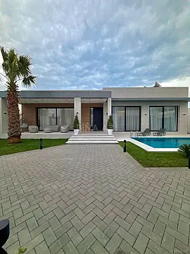 Satılır 5 otaqlı həyət evi 250 m² — Bakı, Mərdəkan 5 otaq 250.00 m²