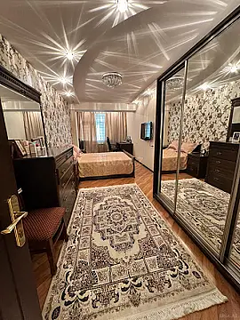 Satılır 4 otaqlı mənzil 110 m²