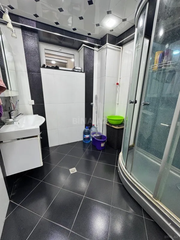 Satılır 4 otaqlı mənzil 110 m²