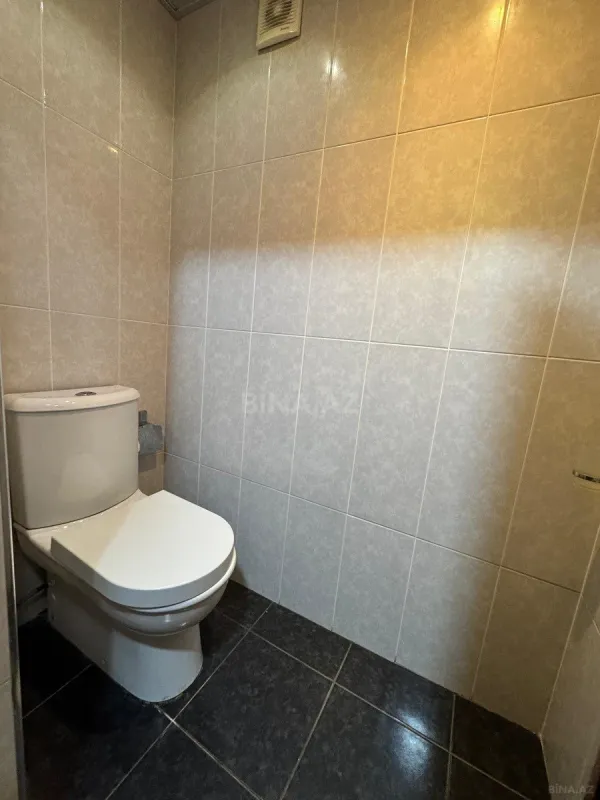 Satılır 4 otaqlı mənzil 110 m²