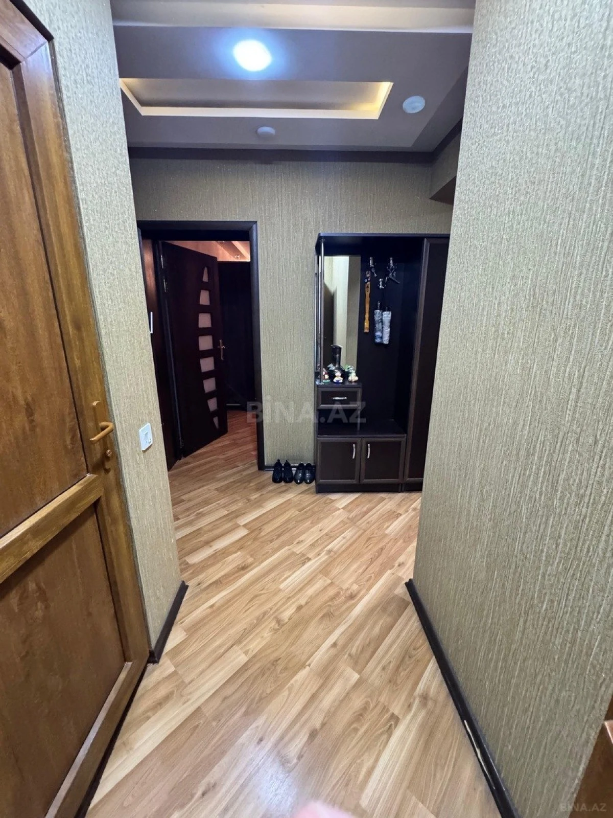 Satılır 4 otaqlı mənzil 110 m²