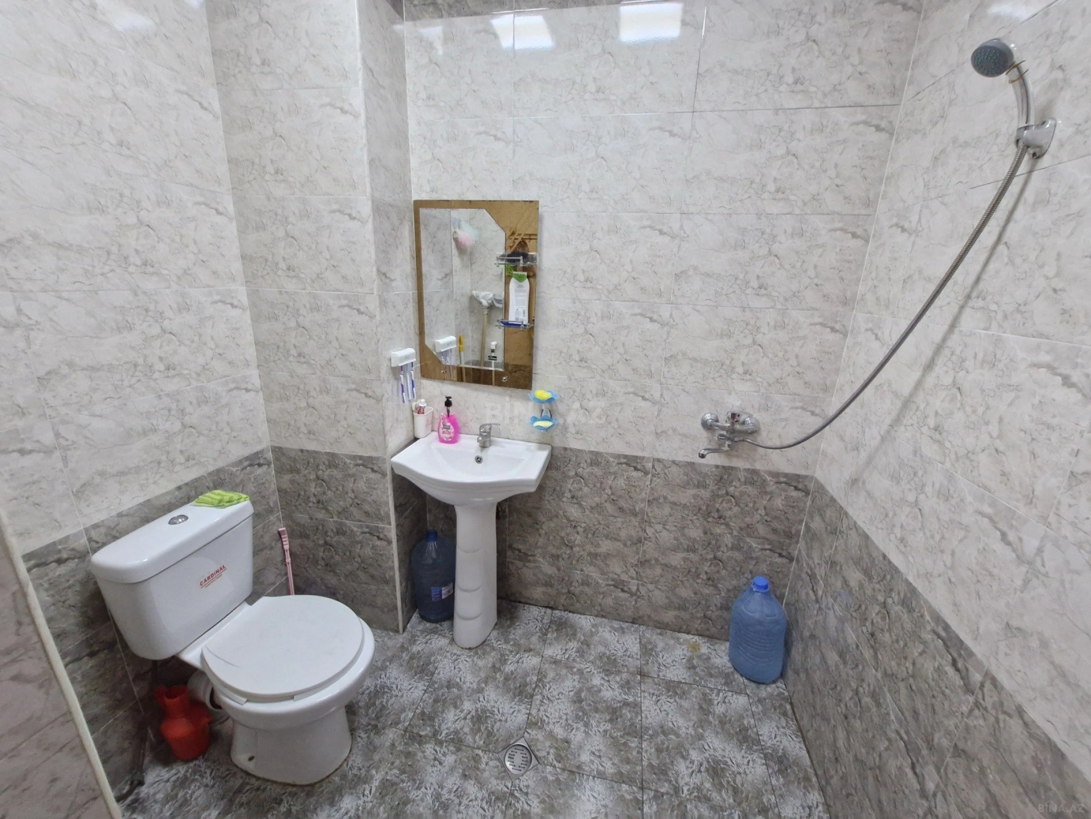 Satılır 2 otaqlı mənzil 55 m²