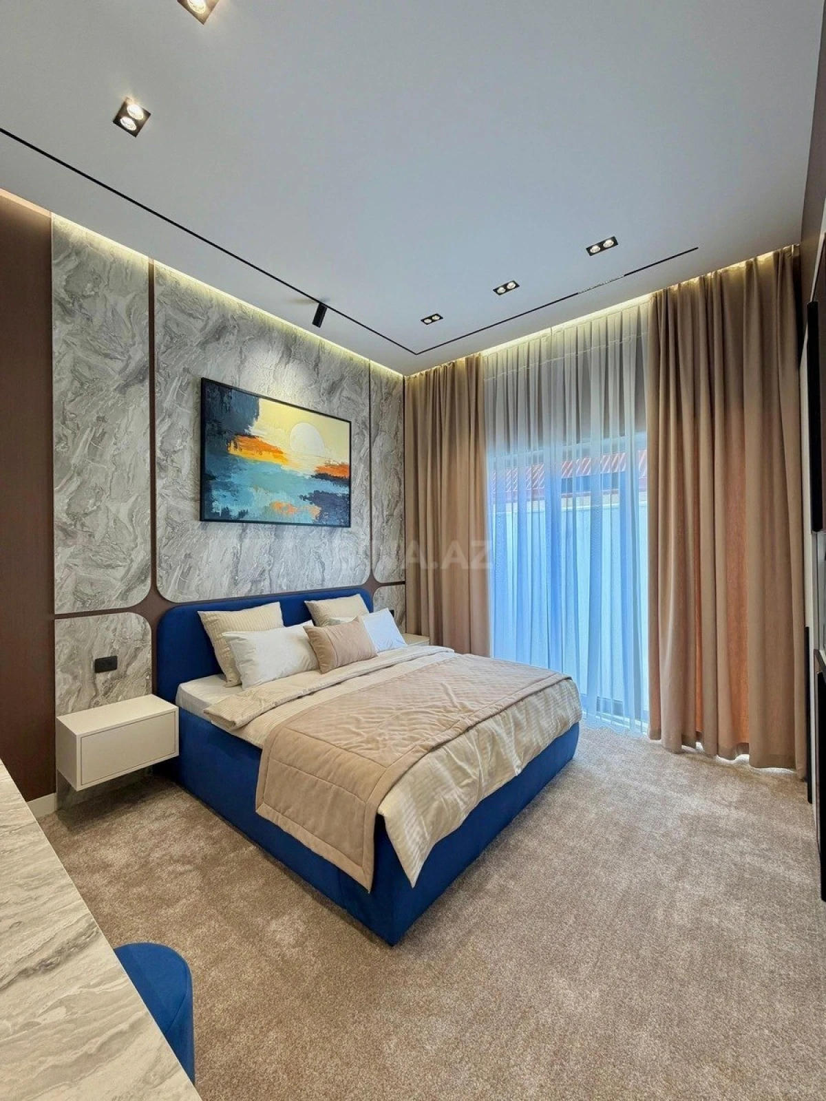 Satılır 5 otaqlı həyət evi 270 m²