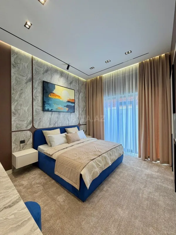 Satılır 5 otaqlı həyət evi 270 m²