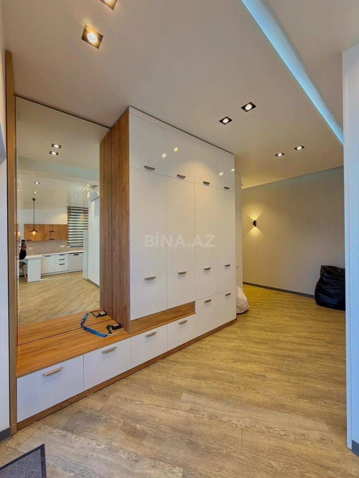 Satılır 4 otaqlı həyət evi 160 m²