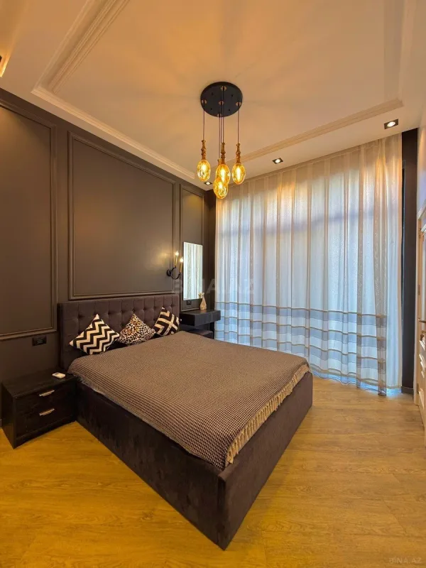 Satılır 4 otaqlı həyət evi 160 m²