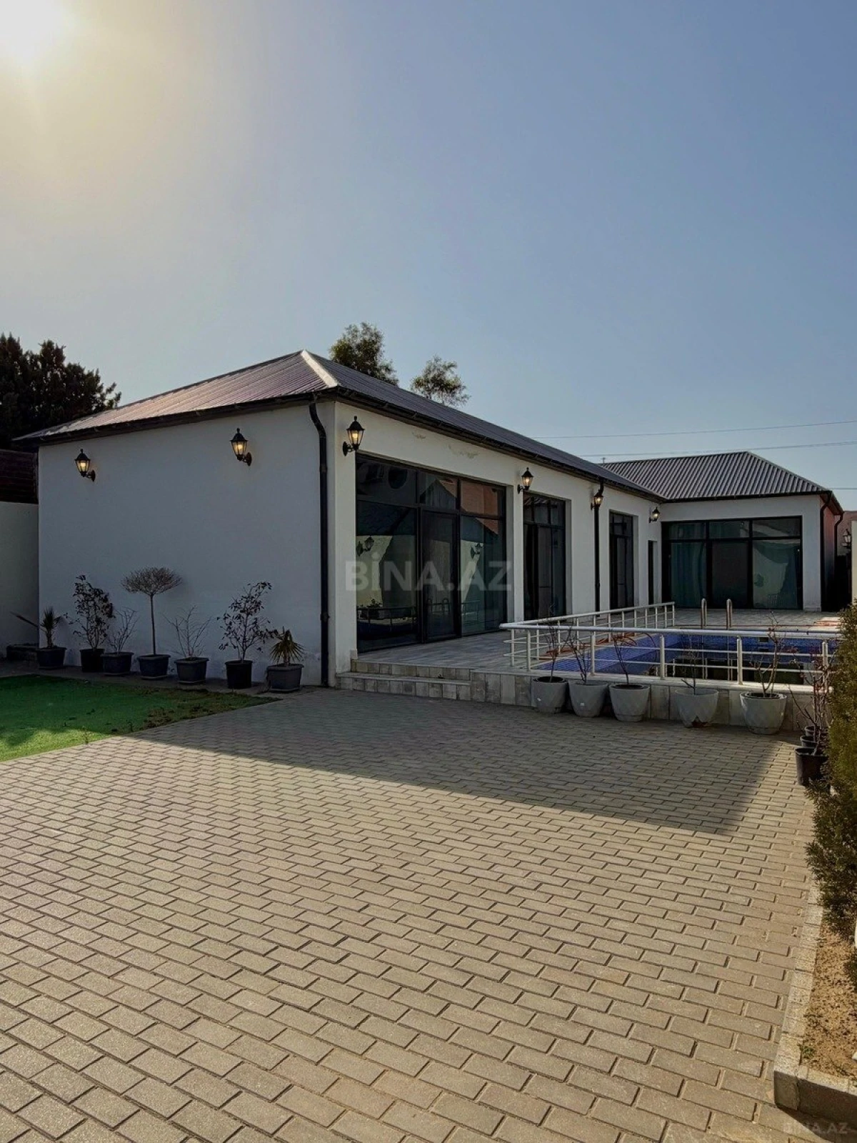 Satılır 4 otaqlı həyət evi 160 m²