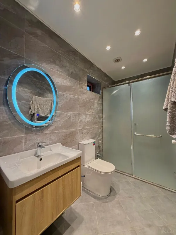 Satılır 4 otaqlı həyət evi 160 m²