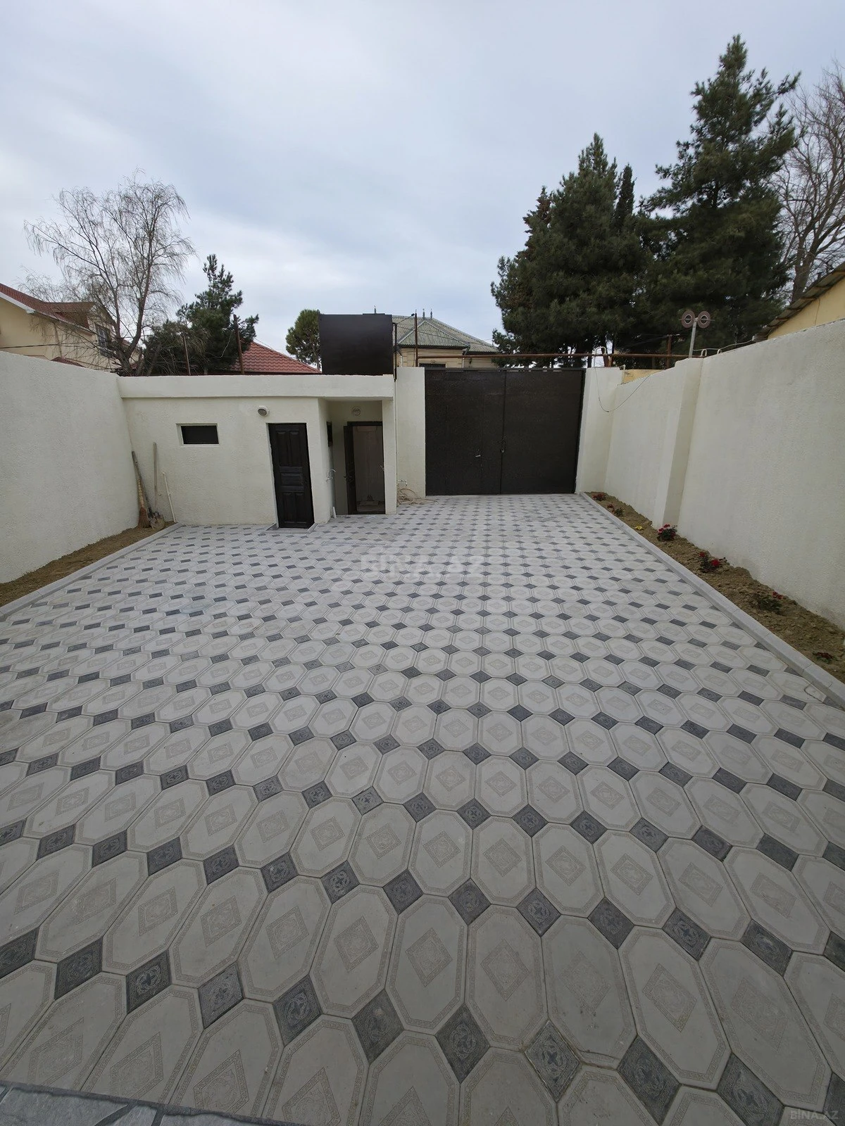 Satılır 4 otaqlı həyət evi 125 m²