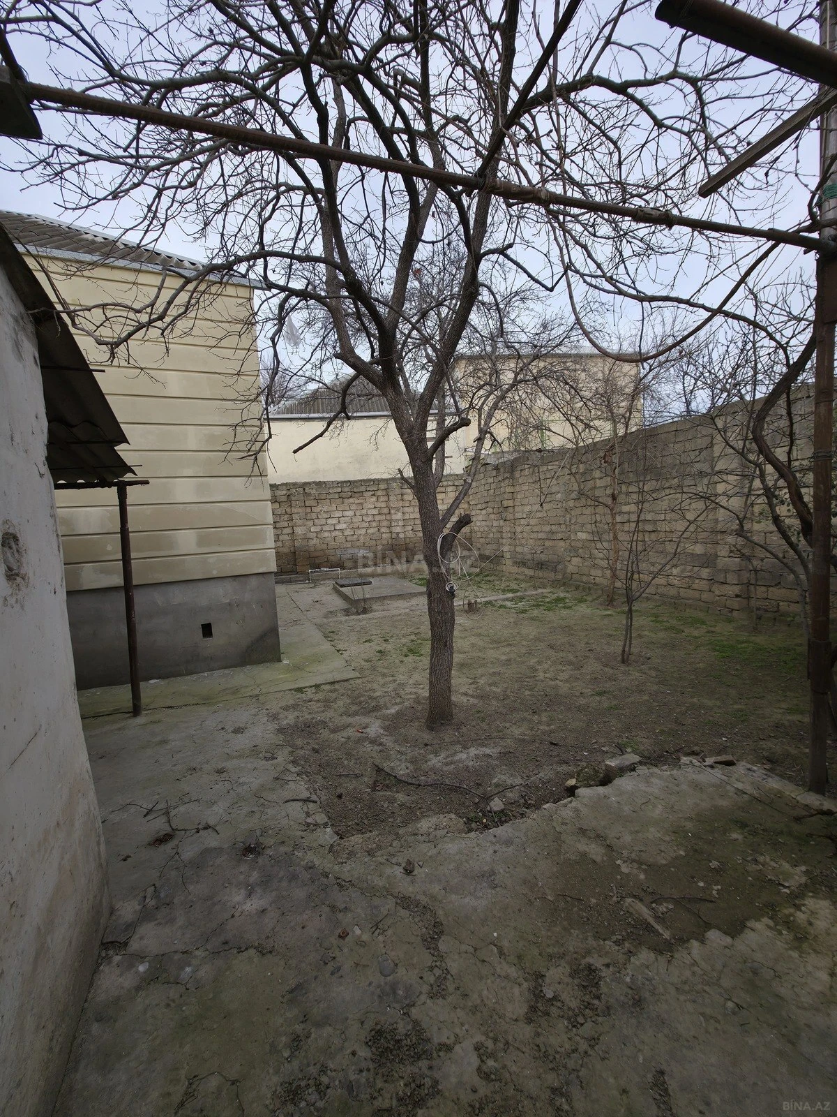 Satılır 4 otaqlı həyət evi 125 m²