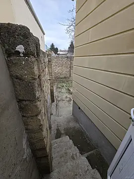 Satılır 4 otaqlı həyət evi 125 m²