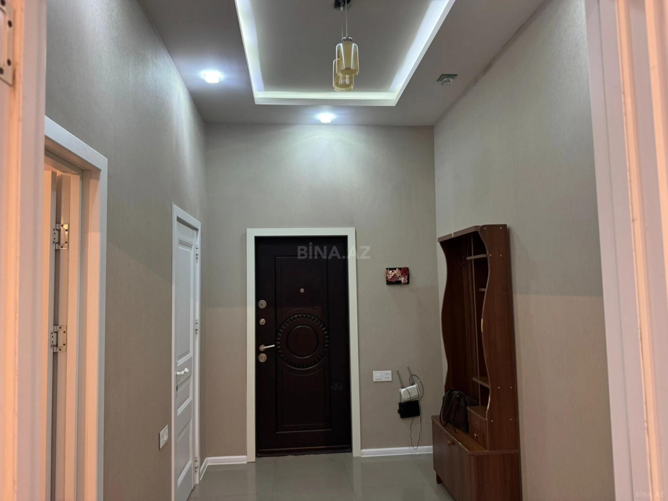 Kirayə verilir 2 otaqlı mənzil 60 m²