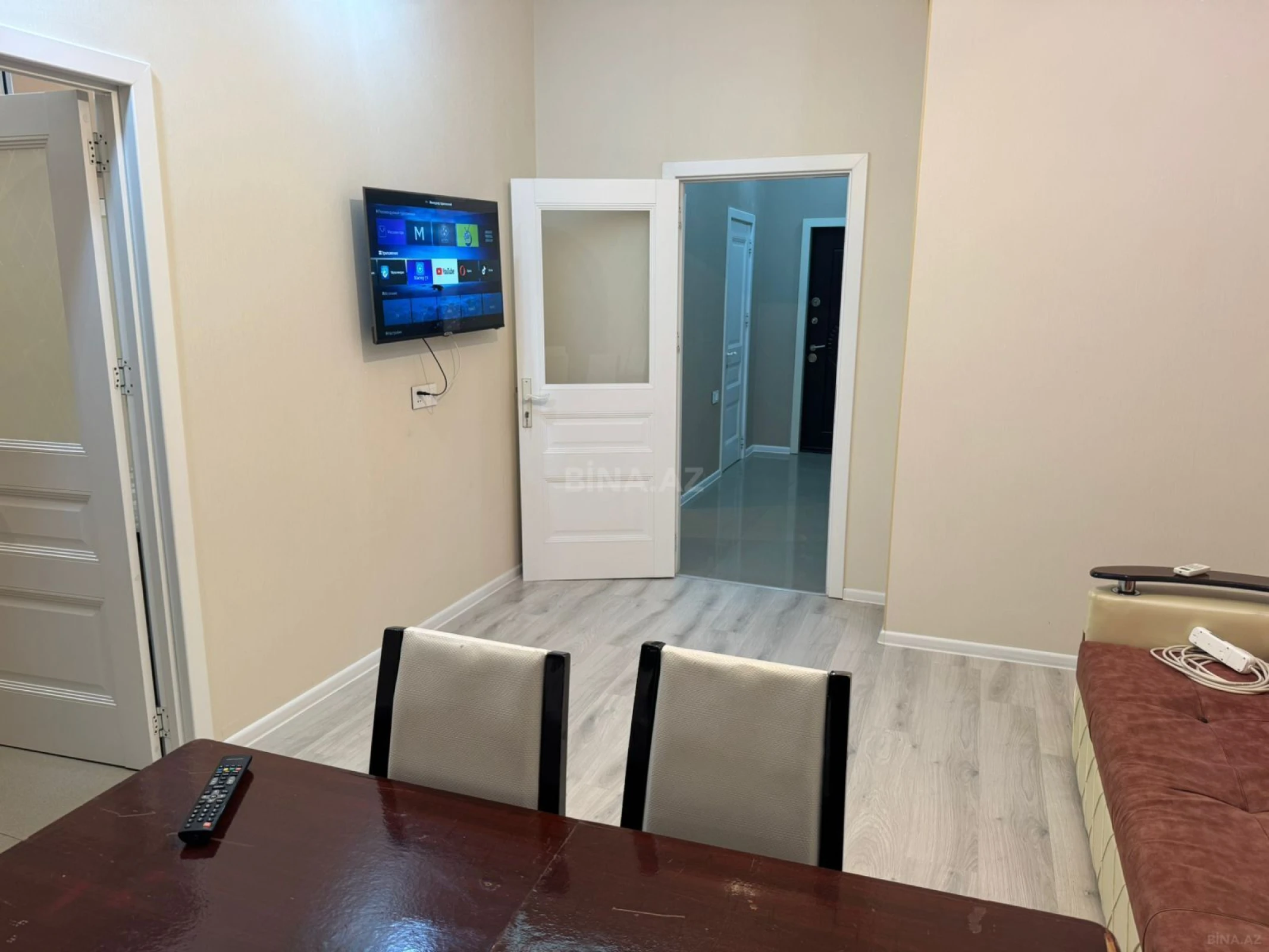 Kirayə verilir 2 otaqlı mənzil 60 m²