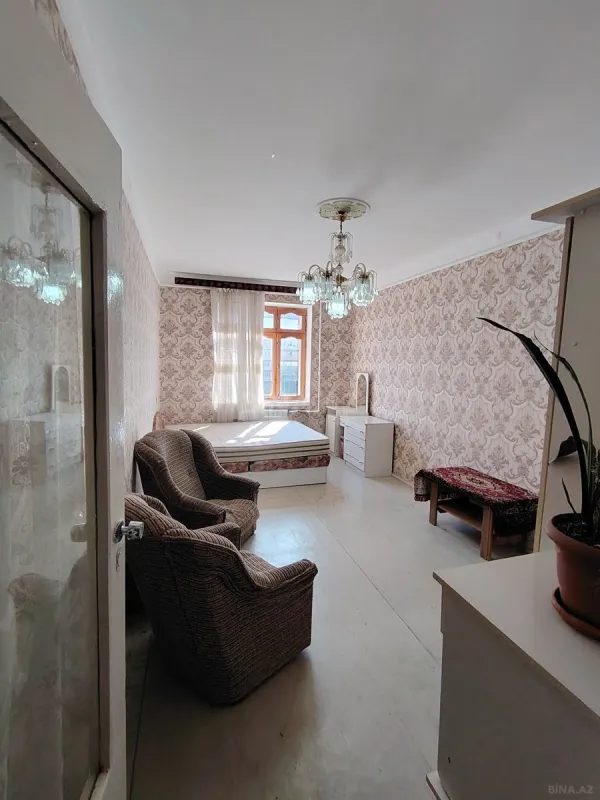Kirayə verilir 2 otaqlı mənzil 40 m²