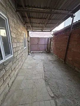Satılır 3 otaqlı həyət evi 100 m²