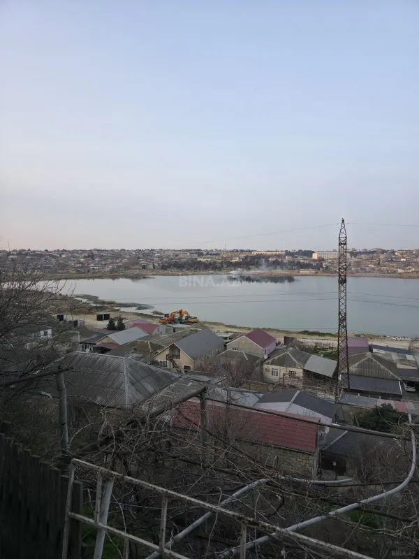 Satılır 3 otaqlı həyət evi 100 m²