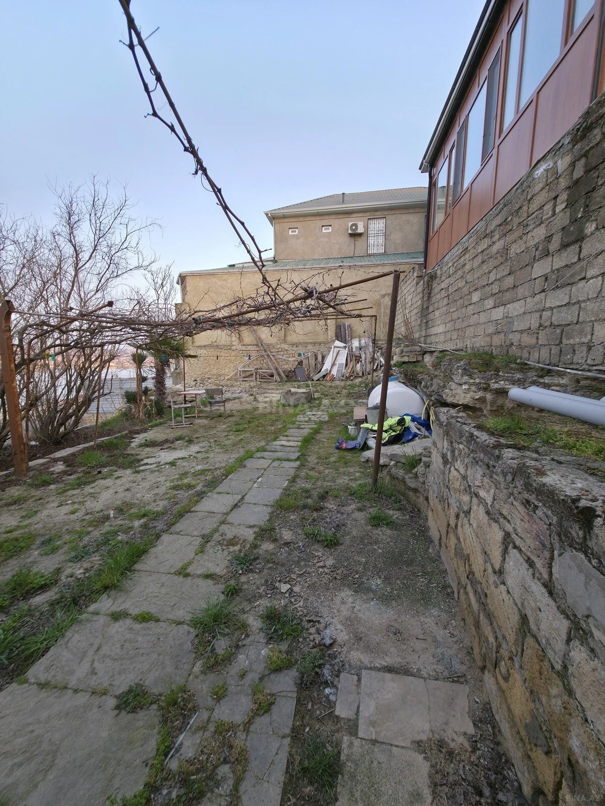 Satılır 3 otaqlı həyət evi 100 m²