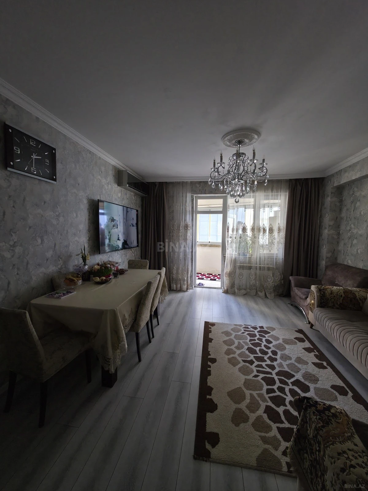 Satılır 3 otaqlı mənzil 103 m²