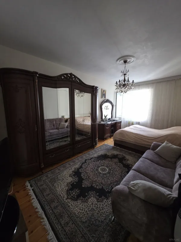 Satılır 3 otaqlı mənzil 103 m²